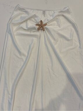 White Women's Twist-Front Top with Starfish Detail